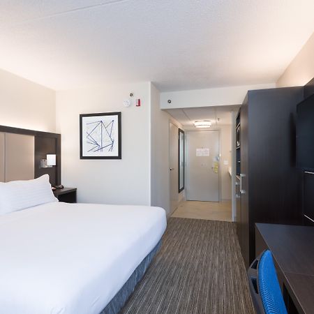 Holiday Inn Express Ramsey Mahwah By Ihg Exterior foto